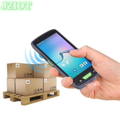 वी9000पी NFC आरएफआईडी और 4जी एलटीई 4जी रैम 64जी रोम IP67 वाटरप्रूफ के साथ 5.5-इंच का मजबूत एंड्रॉयड टैबलेट पीसी